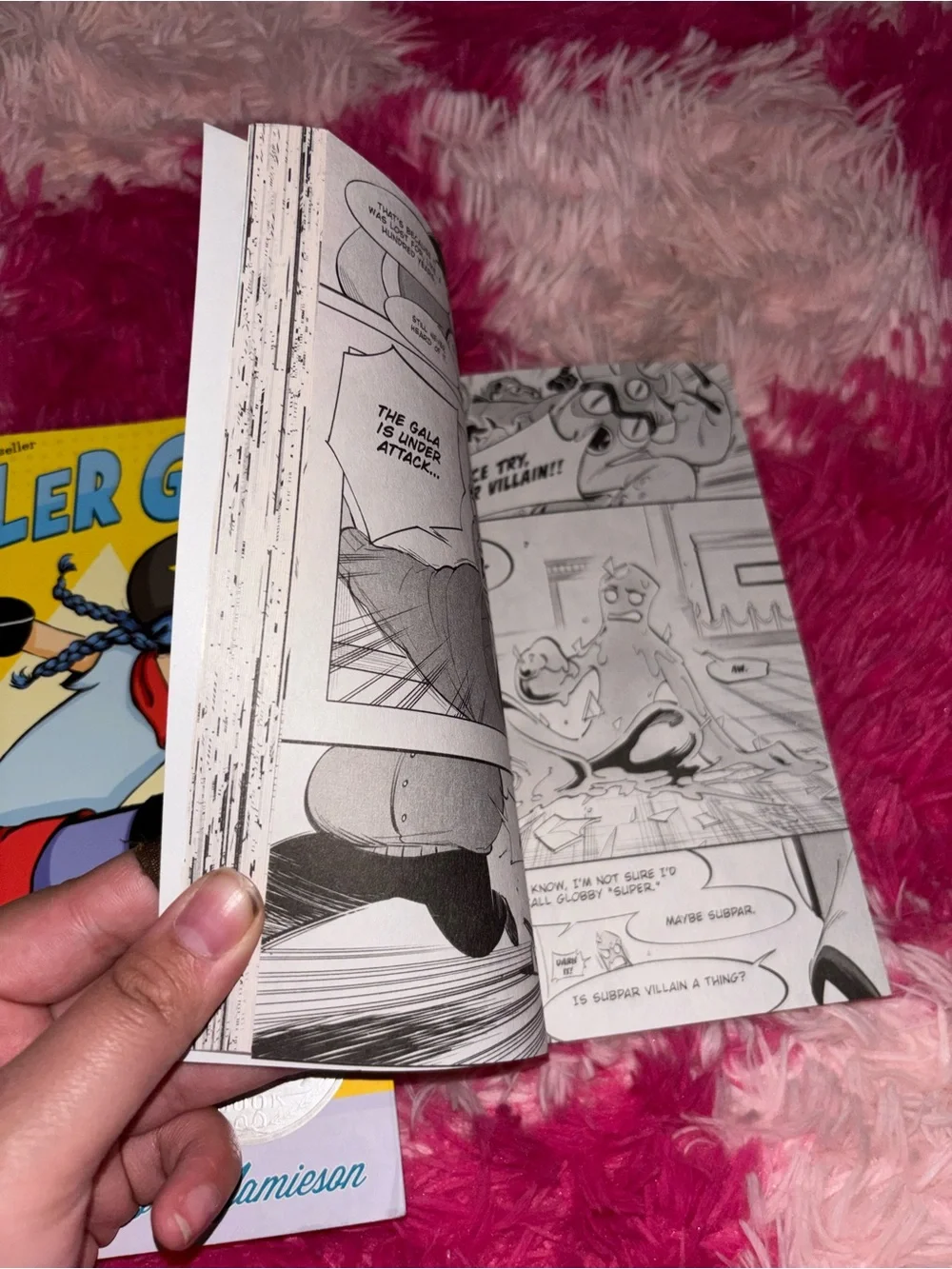 Books - Picture 9 of 14